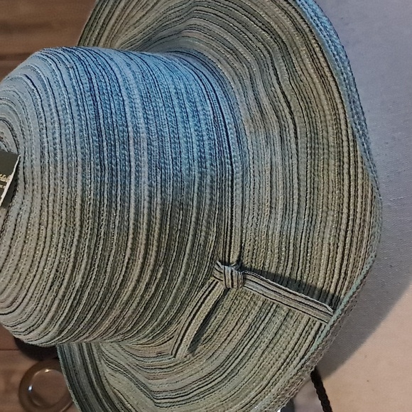 Eddie Bauer Blue Striped Women's Sun Hat - Picture 2 of 8